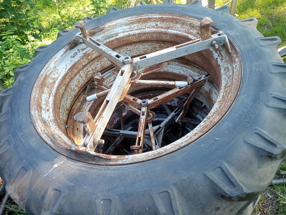 Kola opony bliźniaki 13,6r38 ursus  Zetor jumz mtz
