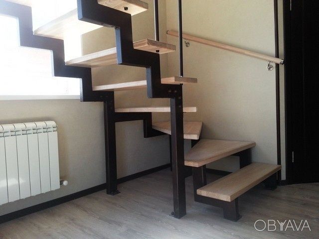 Сходи, лестница, металевий каркас