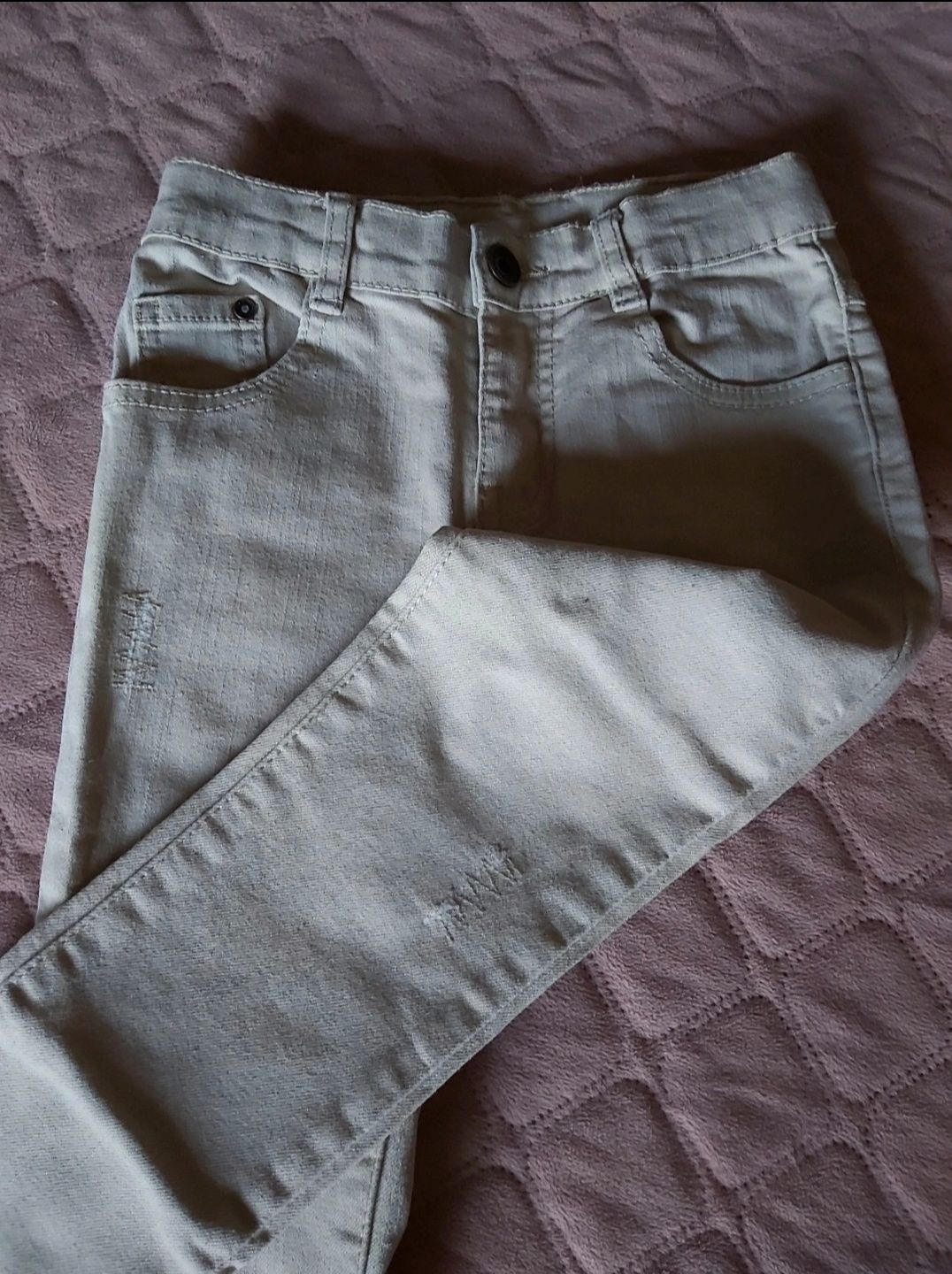 2 pares de calças, 5 anos