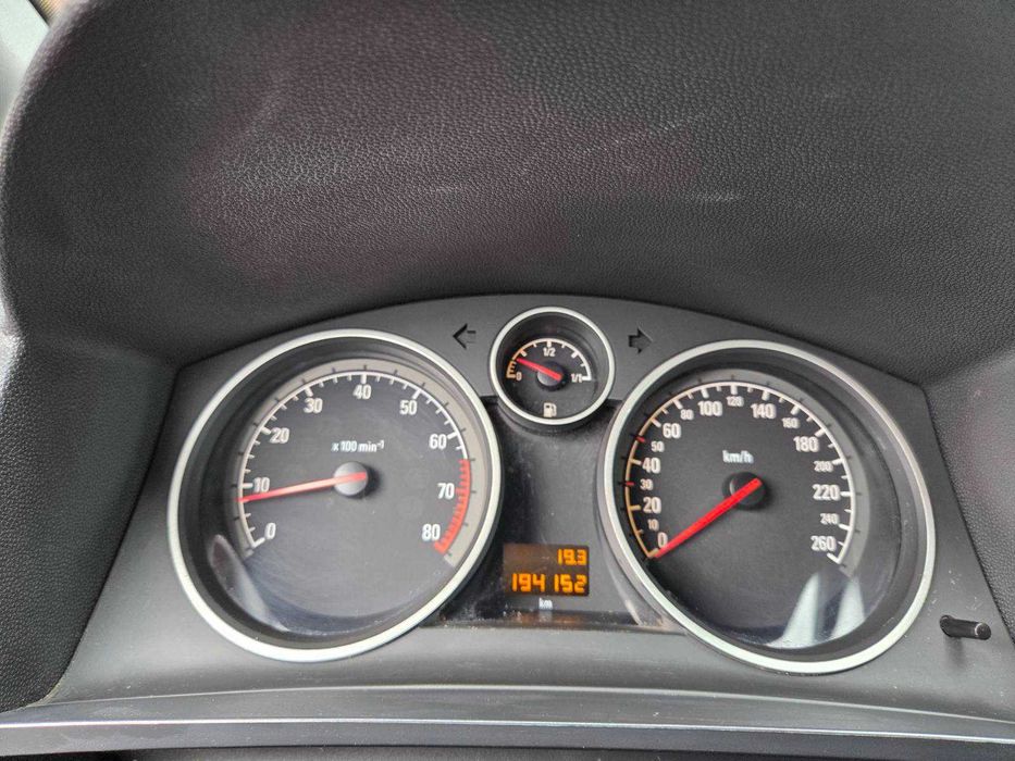 7- місний Opel Zafira в ідеальному стані. Не  битий, не фарбований.