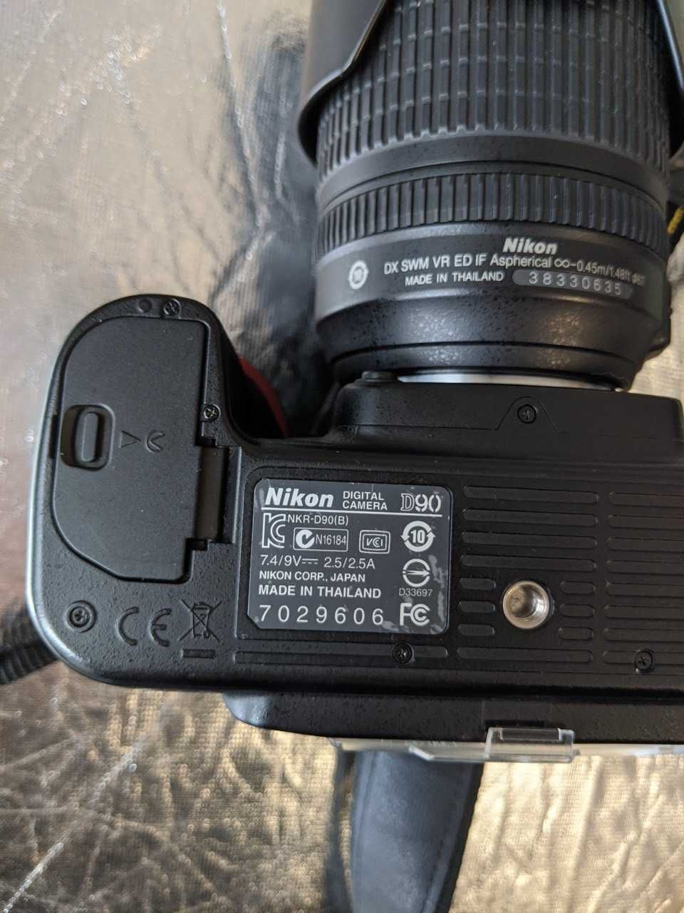 Nikon D90 фотоапарат