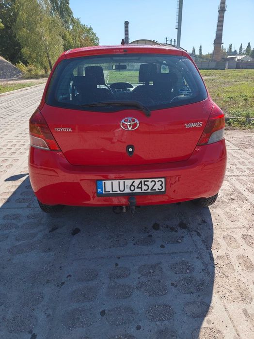 Toyota Yaris Mały przebieg Salon polska