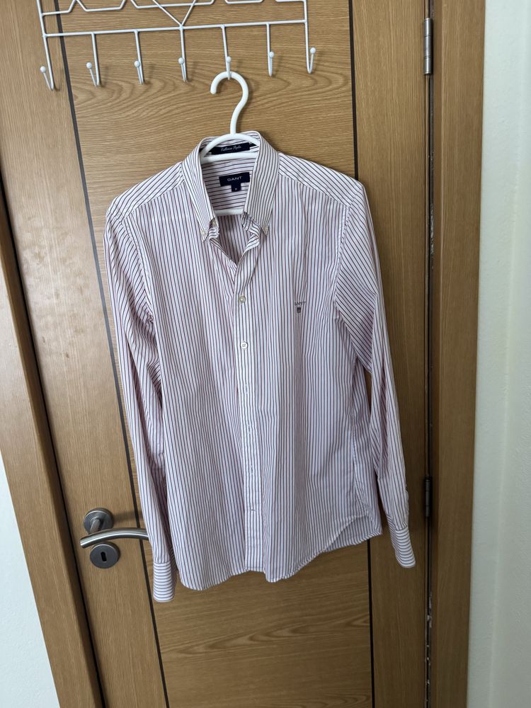 Camisa gant  em perfeito estado