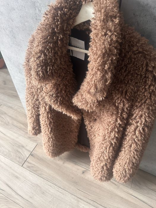 Жіноча шубка баранчик