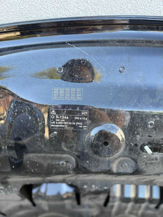 Запчастини на Mercedes Benz 2022 GLA 35 AMG Капот A0009890606