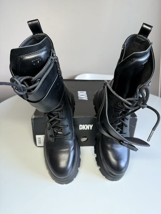 Черевики/чоботи DKNY натураль шкіра оригінал купувала в Мілані за 330€
