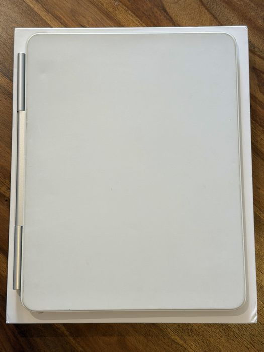 Capa iPad Magic Keyboard White