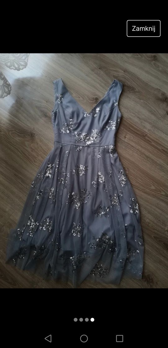 Piękna sukienka 36
