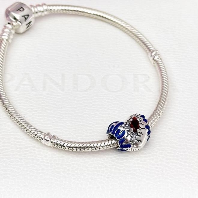 Срібна намистина "Серце, що світиться в темряві" Дивні дива Pandora