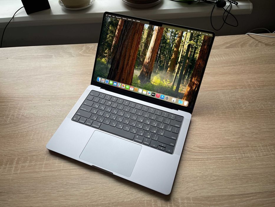 MacBook Pro 14' 2021р. M1 Max / 32 GPU / 32Gb RAM_1000gb SSD_ 8 циклів