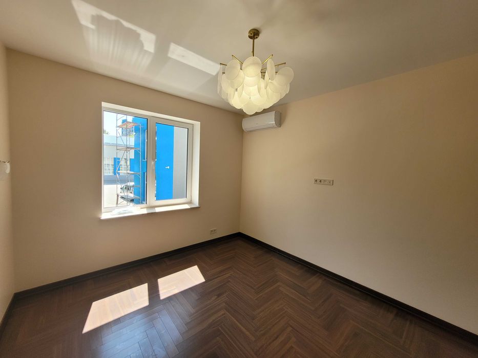 Добротні апартаменти поблизу центру та парку.