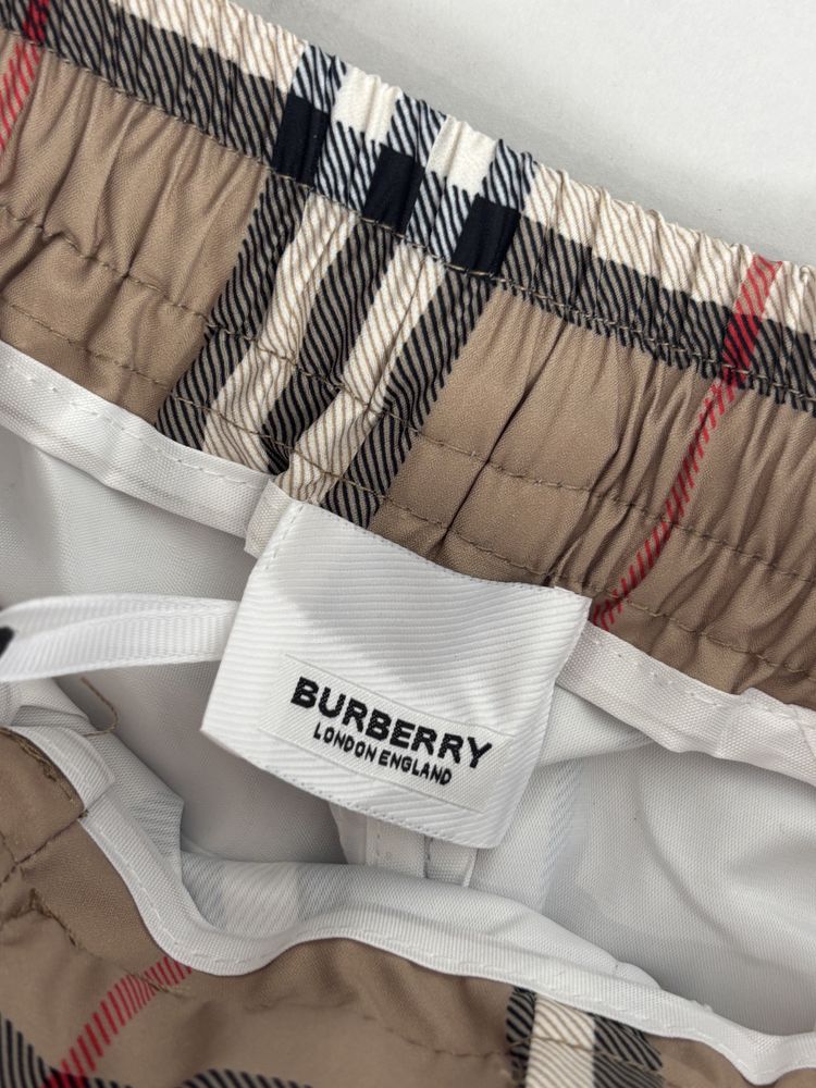 Burberry шорти барбері