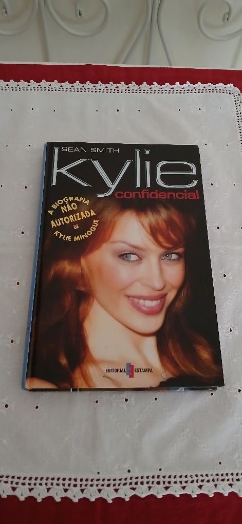 Livro Kylie Confidencial