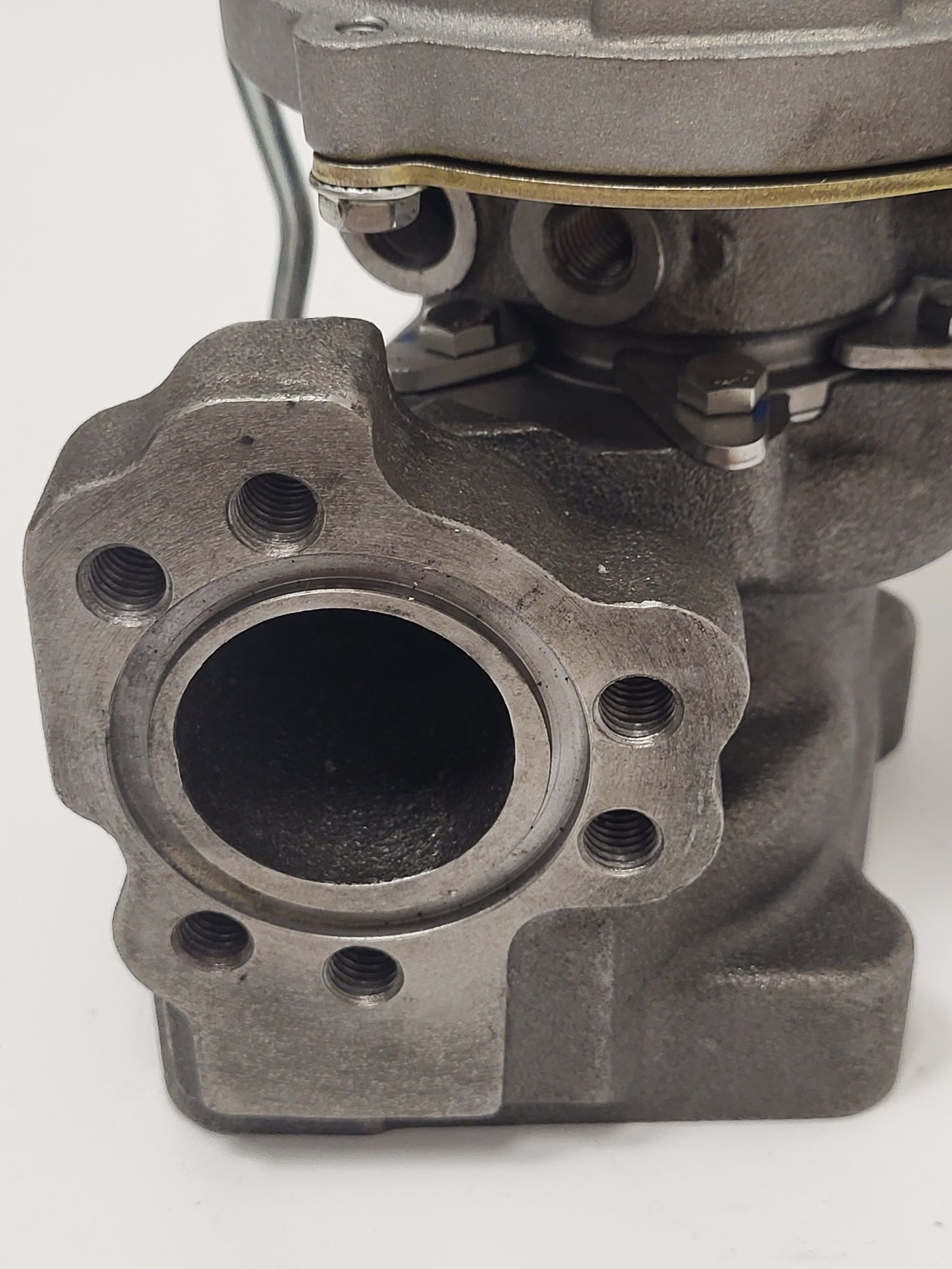 Turbosprężarka K04 dla Audi RS 4 V6 Biturbo