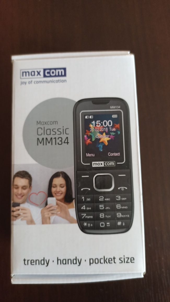 pudełko na telefon Maxcom classic MM134