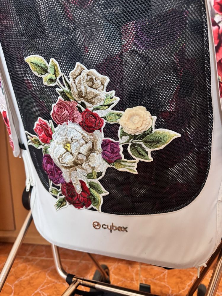 Cybex Mios Spring Blossom Light