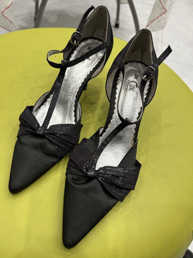 Sapatos super elegantes