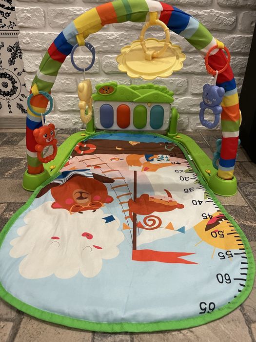 Розвиваючий килимок для немовлят
