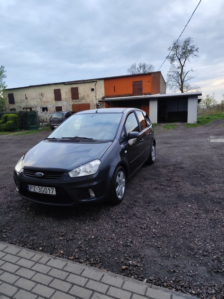 Auto wielozadaniowe nowe hamulce i rozrząd