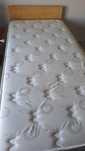 Cama de solteiro com colchão ortopédico e anti-ácaros