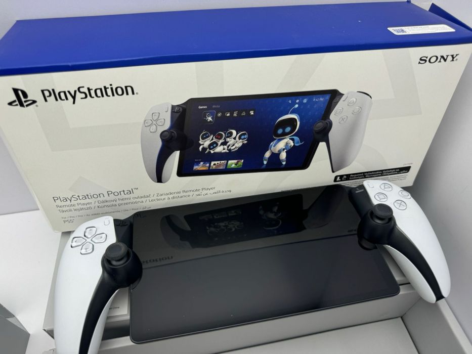 PS Portal Playstation konsola PRAWIE NOWA! + twardy futerał!
