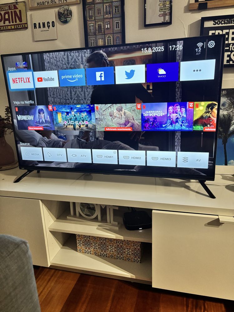 Smart tv kunft 40 polegadas em excelente estado