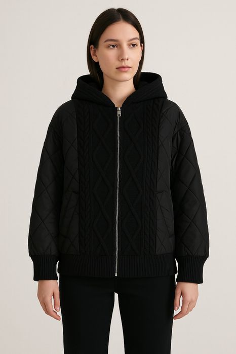 Біла чорна нова жіноча куртка осіння бомбер модна стильна вітровка