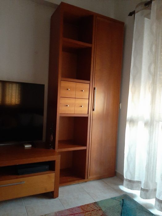 Móvel Sala, mesa apoio, vaso decorativo