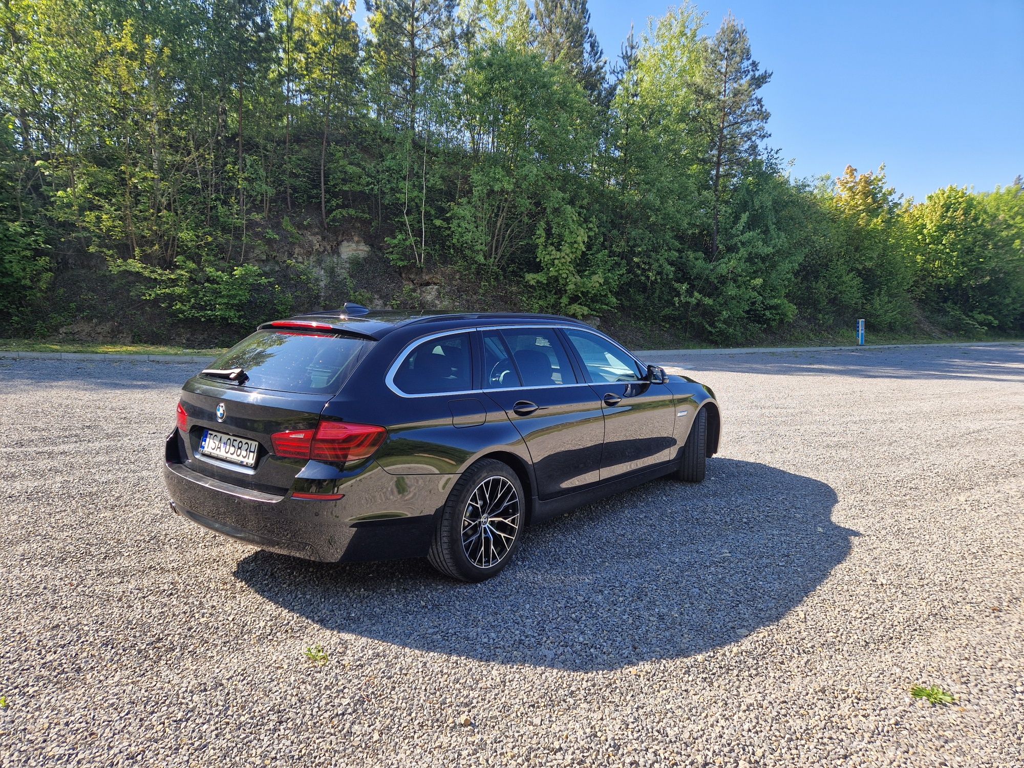 BMW serii 5 f11 x-drive z rocznika 2016 BOGATA WERSJA
