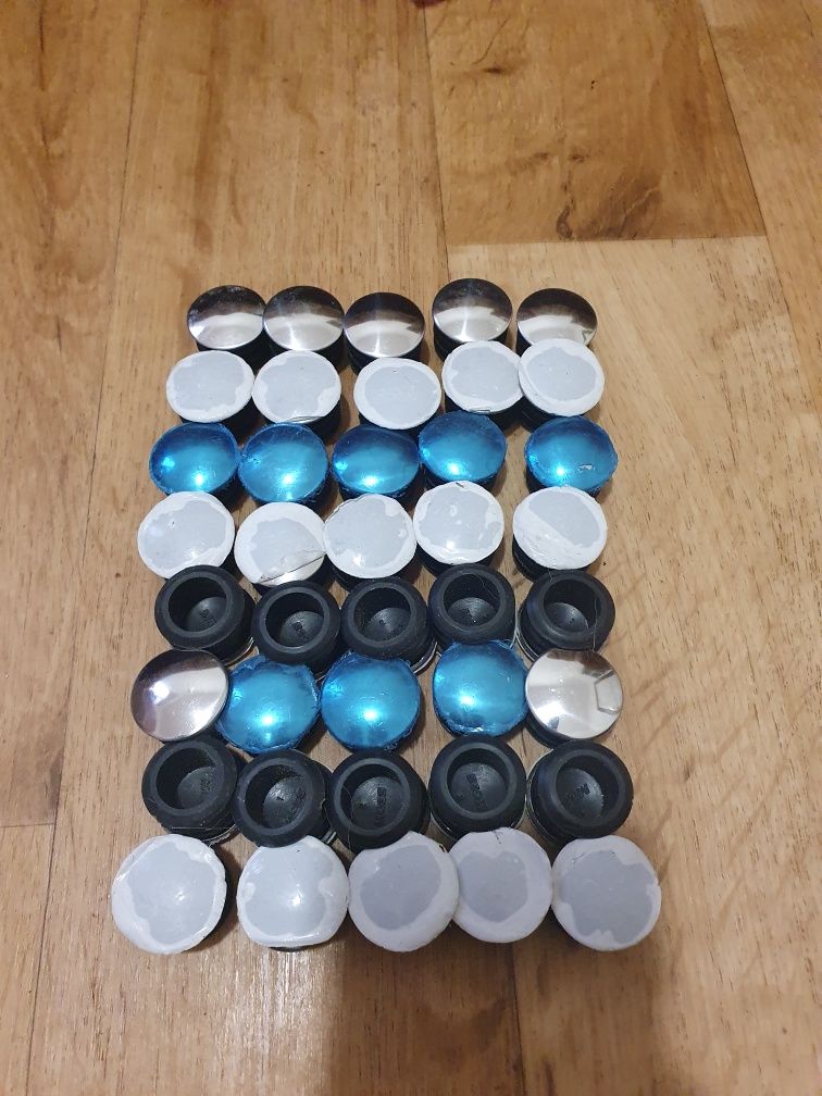 Korek stopka zaślepka nogi taboretu krzesla itp 20 mm 40 szt - 20 zl