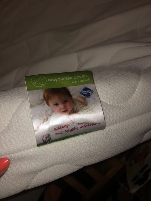 Łóżeczko drewniane Safari z żyrafką