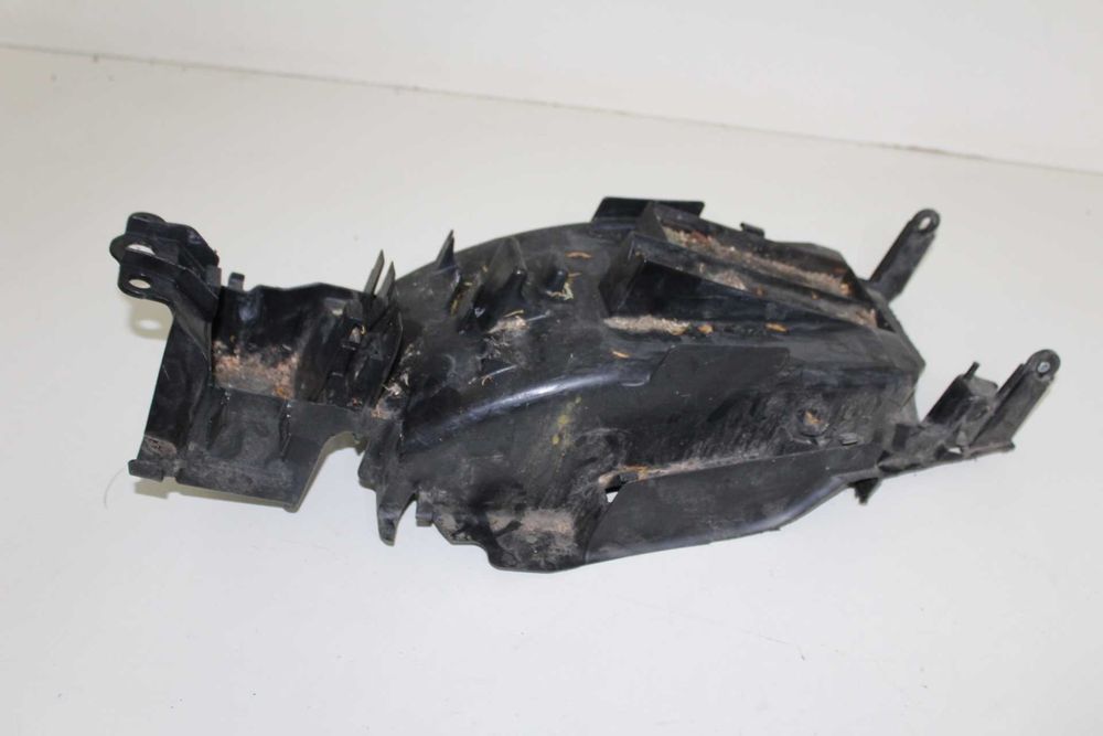 HONDA CBR 1100 XX wypełnienie nadkole osłona TYŁ