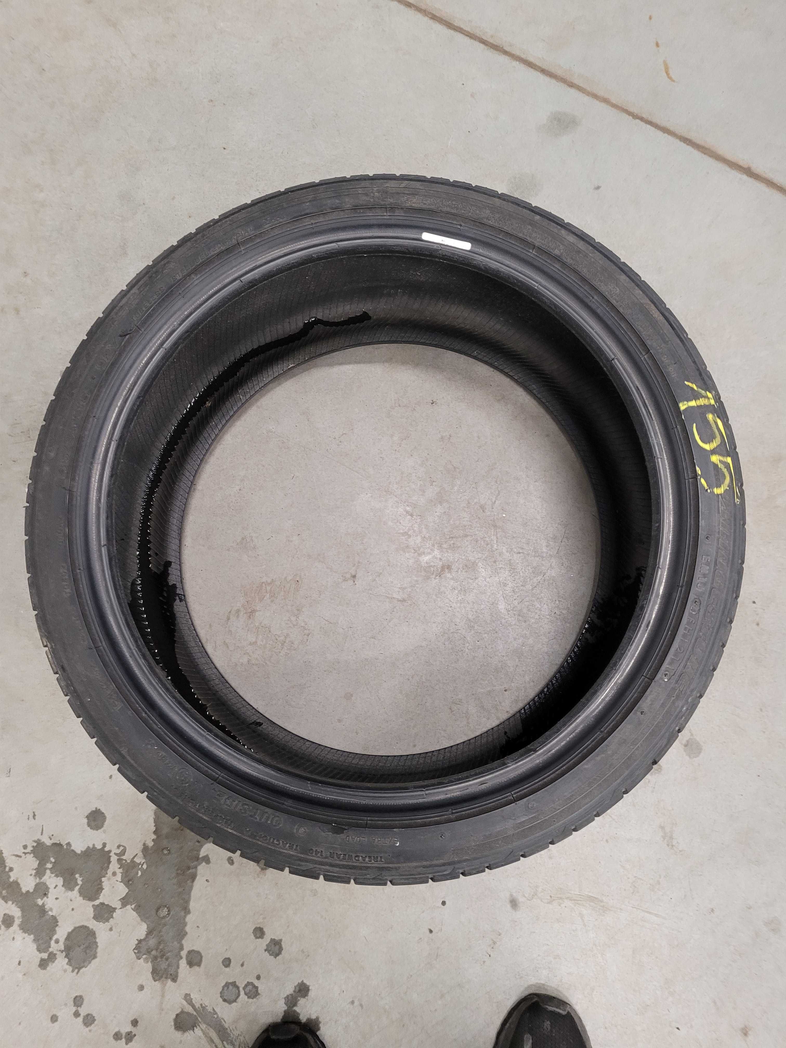 Opona Bridgestone 245/35 R 18