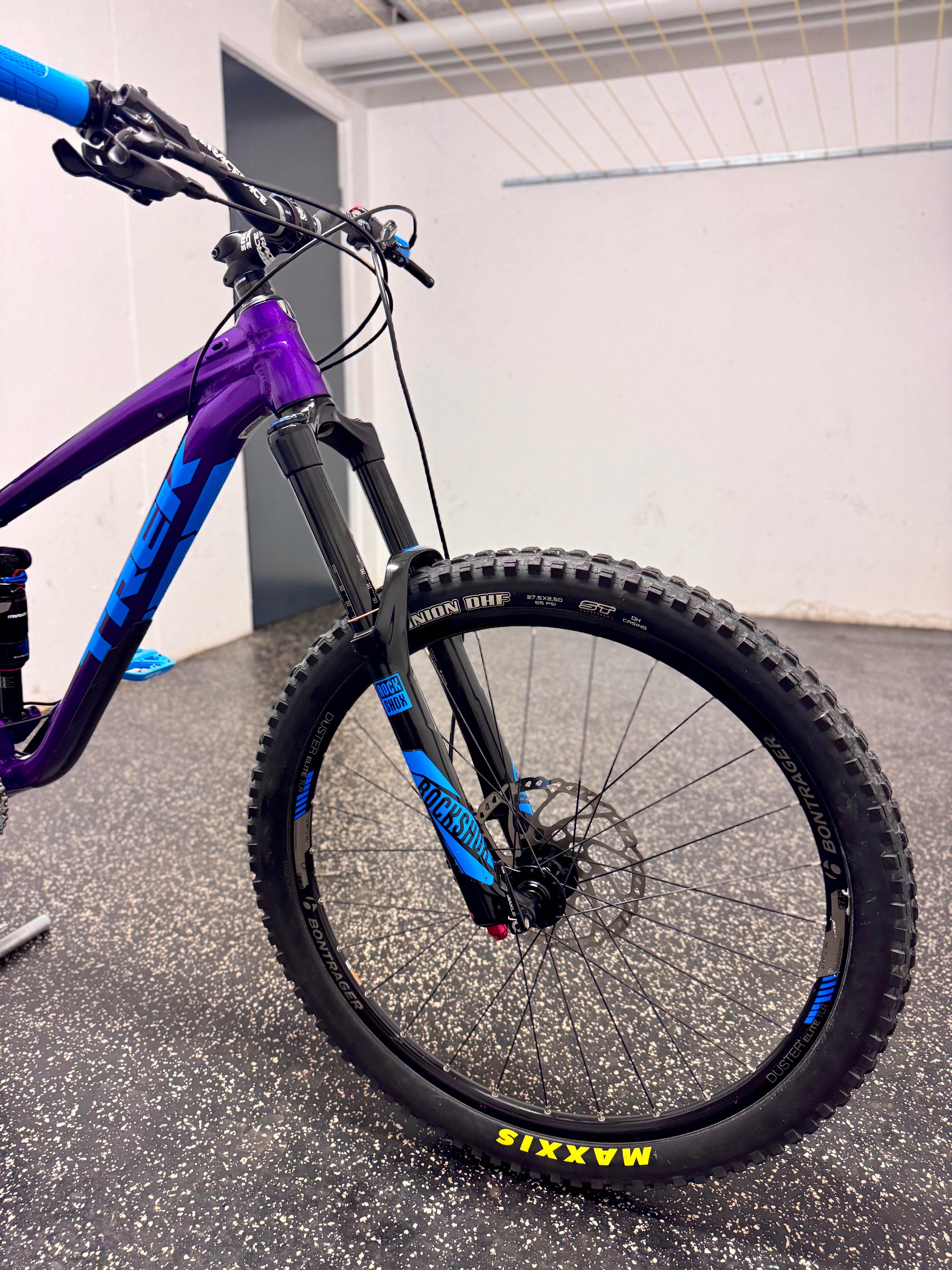 Trek Slash 7 M Kola 27,5 RS Pike Sram Bontrager Shimano XT SUPER Stan!