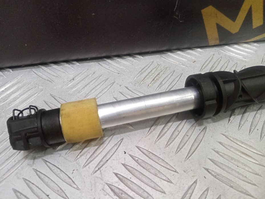 Амортизатор кришки BMW X7 G07 Розборка БМВ Х7 Г07 ляди