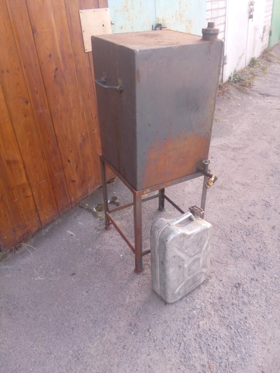 Бак для топлива металлический