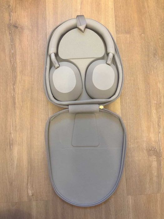 Słuchawki Sony WH-1000XM5