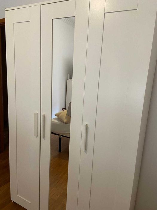 Roupeiro Ikea / BRIMNES