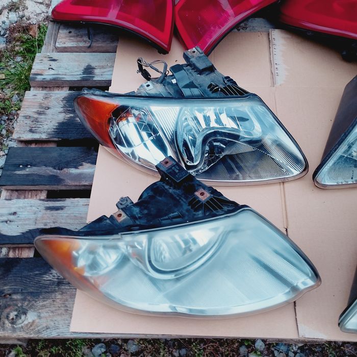 Chrysler Town Country lampy wersja USA