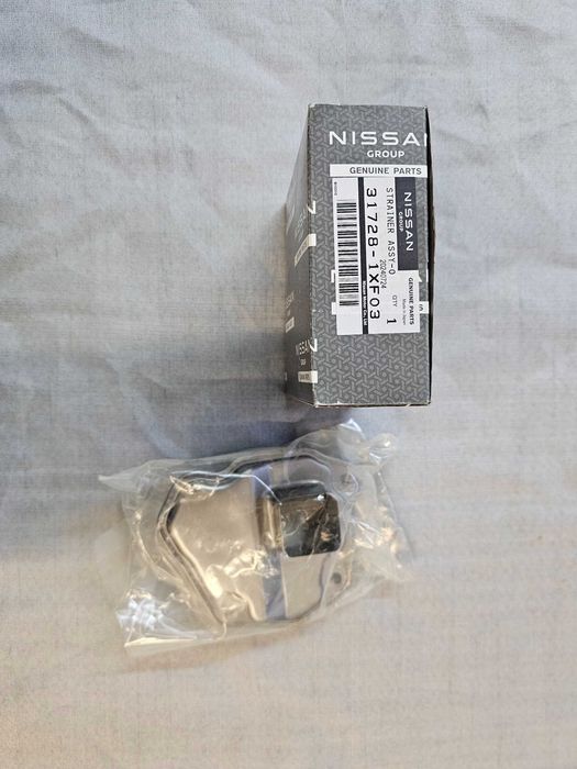 Оригінальний фільтр+прокладка піддону Nissan(31728-1XF03, 31397-1XF0C)