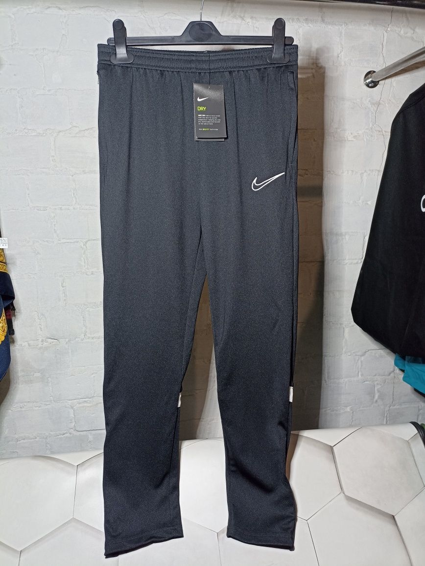 Nike Dri-Fit Football Academy 23 Running CW6124-010 Young/XL Men's/S