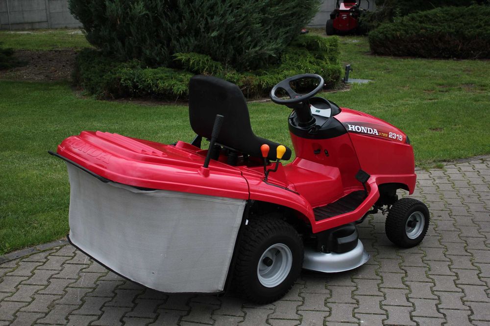 Honda 2315 V2 TRAKTOREK Kosiarka