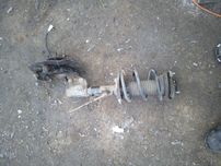 Toyota avensis t25 1,8 vvti 129km zwrotnica noga amortyzator lewy