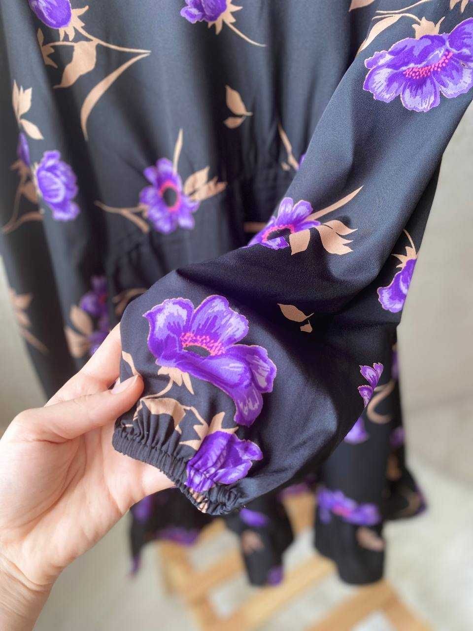 Сукня плаття жіноче чорне з квітами