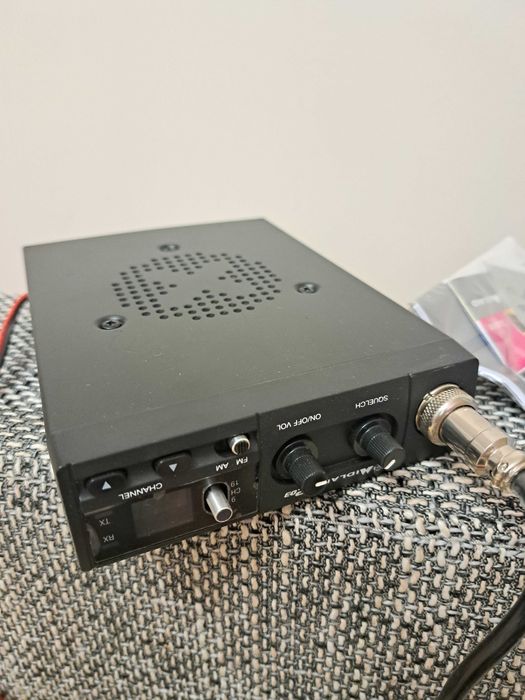 CB radio Midland 203 plus antena