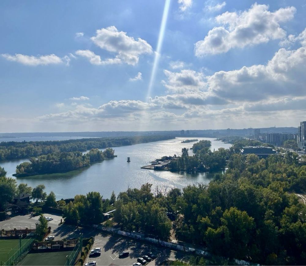 Продаж видової унікальної квартири 95 м2 з терасою!!