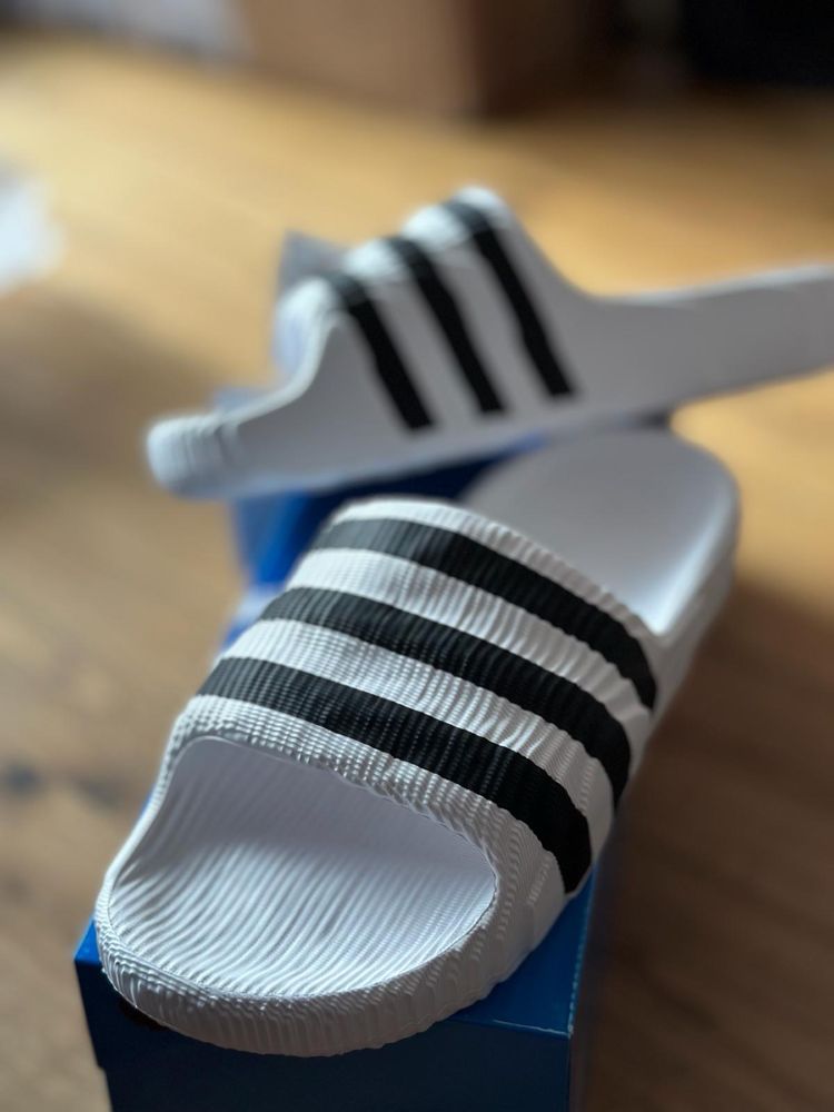 Klapki Adidas Adilette 22