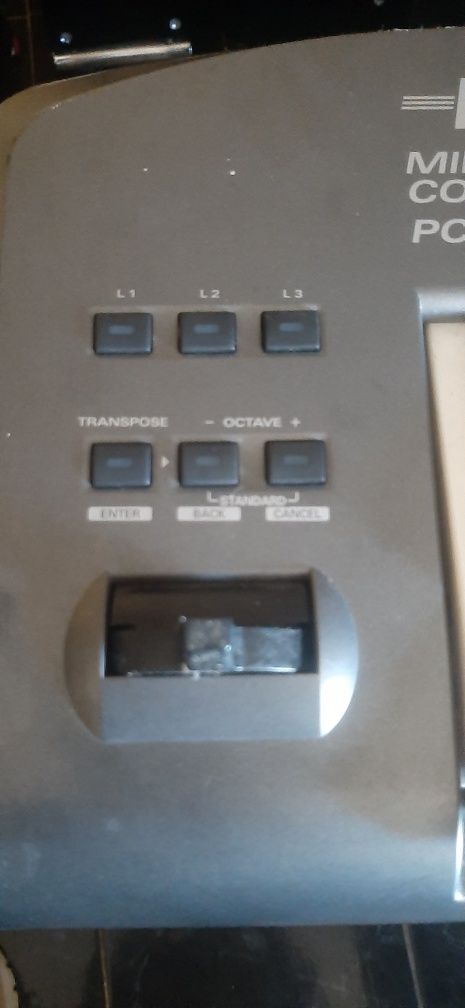 MIDI Keyboard Controler 50.€
Ideal para controlar infor