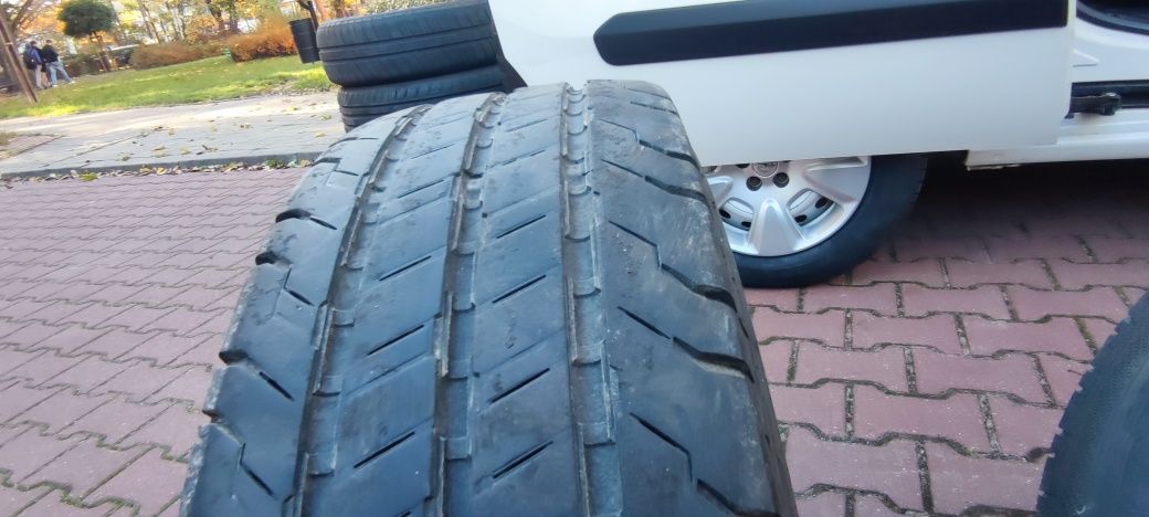 Opony lato BUS laweta 215/70 R15