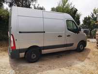 2014 Renault Master 2.3L Diesel - 66700km - Excellent Runner